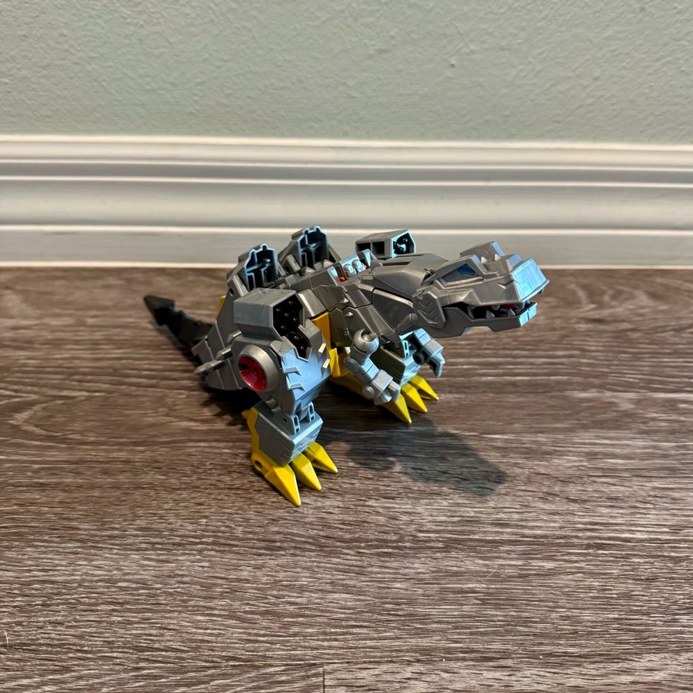 Hasbro Transformers Cyberverse Grimlock Ultra Action Figure Convert & attack
